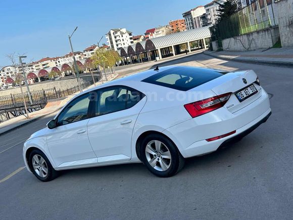 Sahibinden Skoda SuperB 1.4 TSI Active 2017 Model