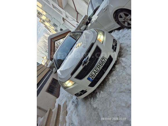Memurdan DEGİŞENSİZ Chevrolet Cruze 1.6 Design Edition Plus 2011 Beyaz