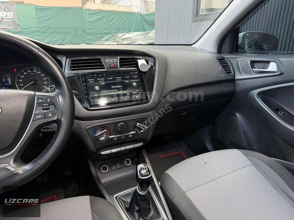 HYUNDAİ İ20 CAM TAVAN