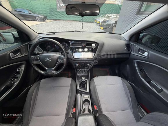 HYUNDAİ İ20 CAM TAVAN
