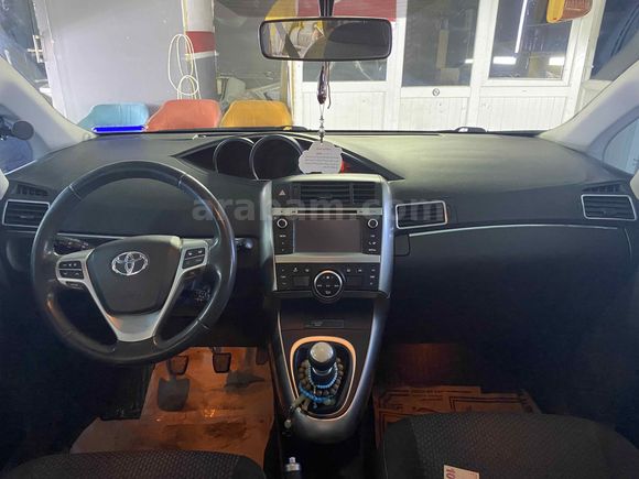 Sahibinden Toyota Verso 1.6 Elegant 2013 Model 
