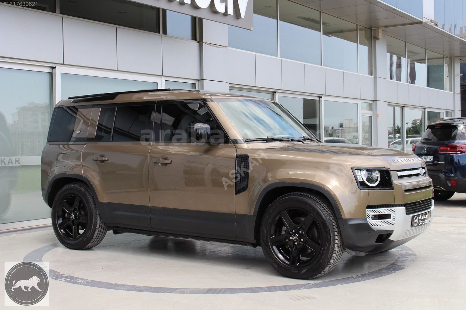Galeriden Land Rover Defender 110 2.0 S 2023 Model İstanbul 44.850 km Kahverengi 4