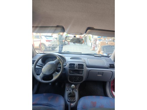 Sahibinden Renault Clio 1.4 RNA 2001 Model