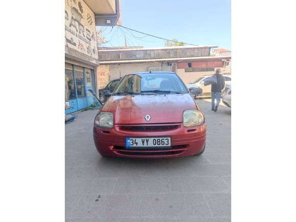 Sahibinden Renault Clio 1.4 RNA 2001 Model