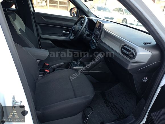 ASLAN GALERİDEN SIFIR NİYETİNE FULL HİBRİT RENAULT DUSTER