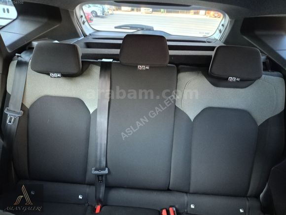ASLAN GALERİDEN SIFIR NİYETİNE FULL HİBRİT RENAULT DUSTER