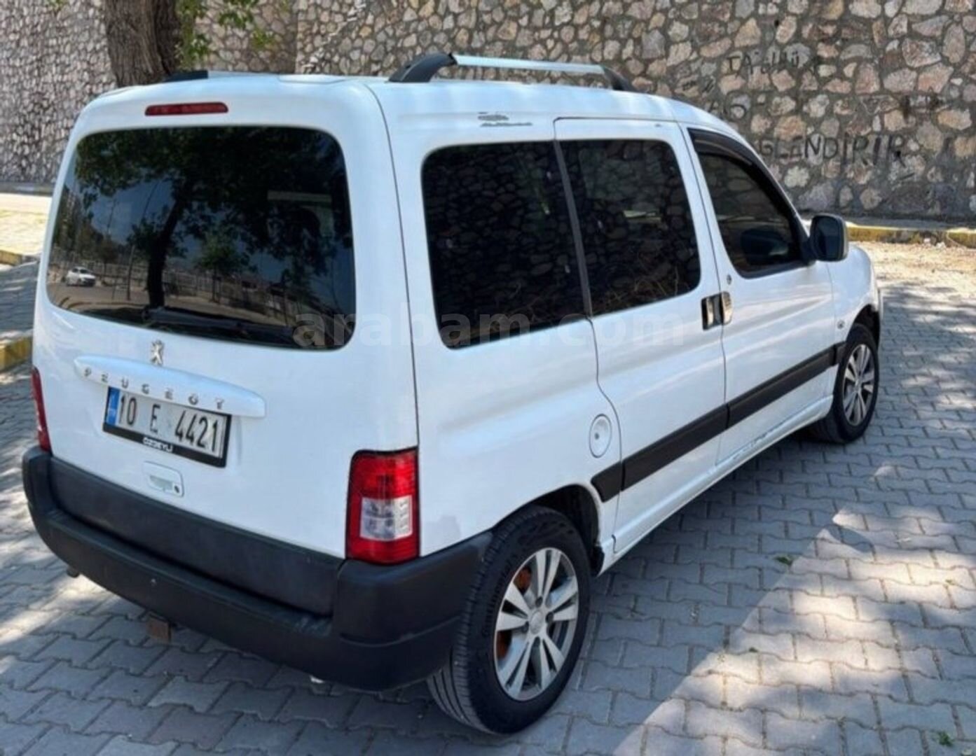 Galeriden Peugeot Partner 1.9 D 2006 Model Balıkesir 210.000 km Beyaz 5