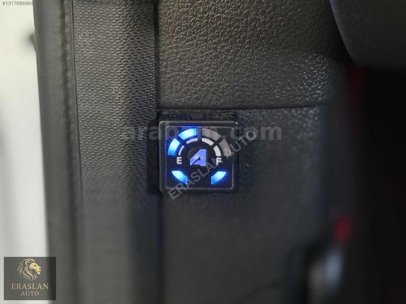 FORD FOCUS TİTANİUM BENZİN LPG HATASIZ BOYASIZ DÜŞÜK KM