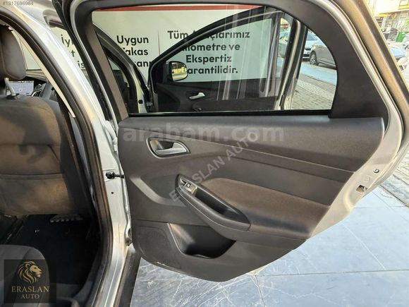 FORD FOCUS TİTANİUM BENZİN LPG HATASIZ BOYASIZ DÜŞÜK KM