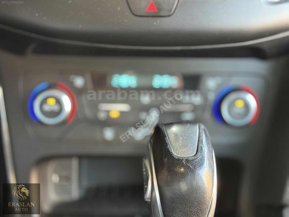 FORD FOCUS TİTANİUM BENZİN LPG HATASIZ BOYASIZ DÜŞÜK KM