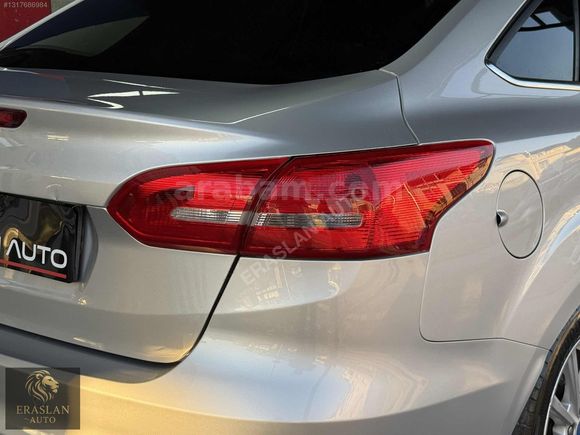 FORD FOCUS TİTANİUM BENZİN LPG HATASIZ BOYASIZ DÜŞÜK KM