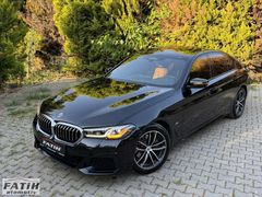 FATİH'DEN 2022 BMW 520İ 50TH YEAR M EDİTİON TABA 99.000 KM'DE