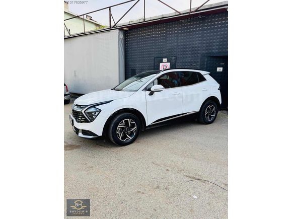 İLK ELDEN 2023 SPORTAGE DİZEL CAM TAVAN COLL