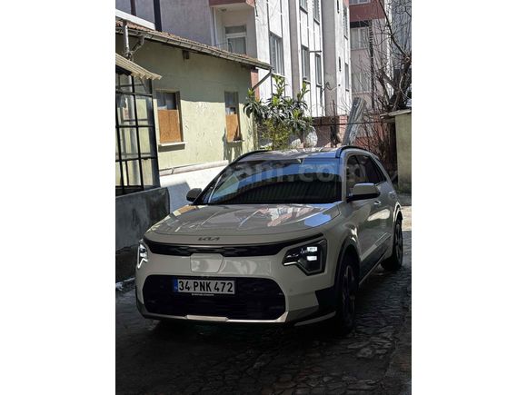 Sahibinden Kia Niro EV Elegance 2023 Model  18.700 km Beyaz