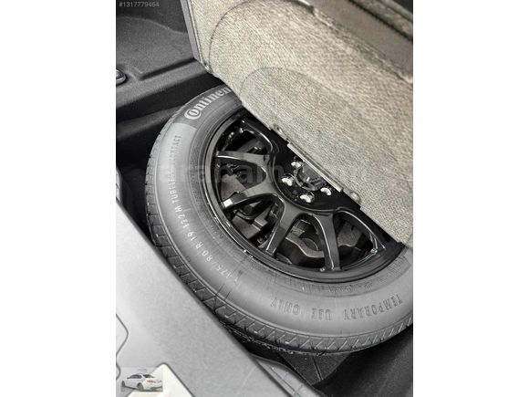 65000KM TEK PARÇA BOYALI VELAR 2.0 DİZEL R-DYNAMİC SE CAM TAVAN