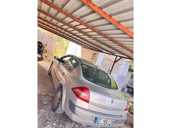 Sahibinden Renault Megane 1.5 dCi Exception 2009 Model  225.000 km Gri