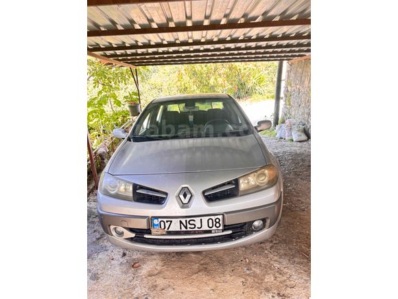 Sahibinden Renault Megane 1.5 dCi Exception 2009 Model  225.000 km Gri