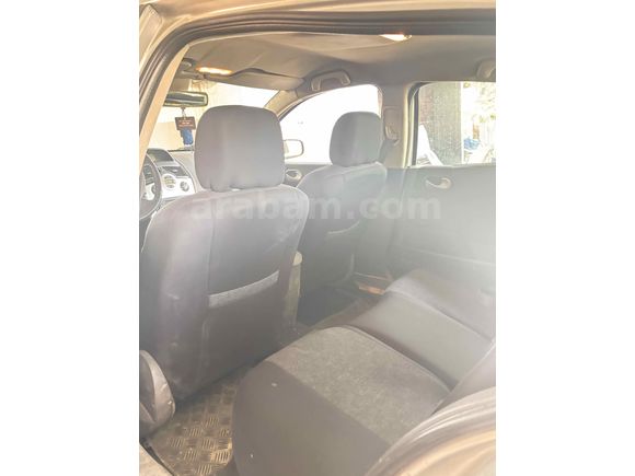 Sahibinden Renault Megane 1.5 dCi Exception 2009 Model  225.000 km Gri