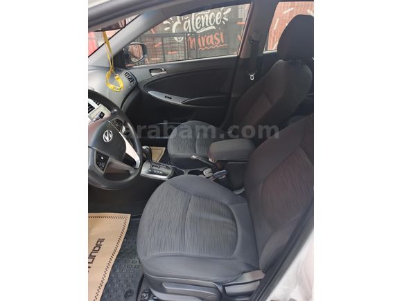 Sahibinden Hyundai Accent Blue 1.6 CRDI Prime 2016 Model