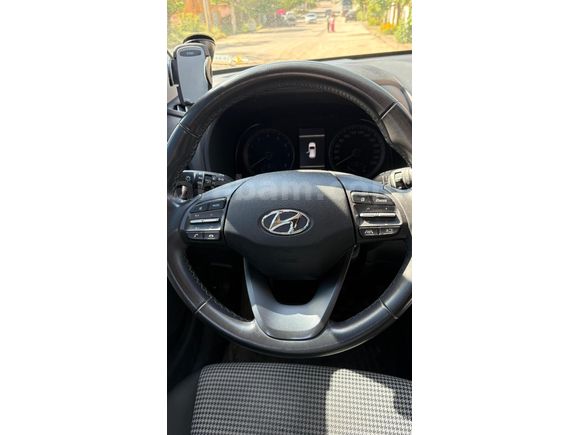 Sahibinden ACİL ACİL Hyundai Kona 1.0 T-GDI Style 2022 Model