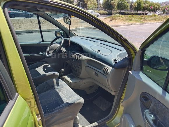 Sahibinden Renault Scenic 1.6 RXT 2001 Model