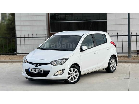 2014 MODEL BOYASIZZ SADECE 70 BİNDE HYUNDİA İ20 SENSE 