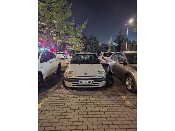 Sahibinden Renault Clio 1.6 RXT 2000 Model