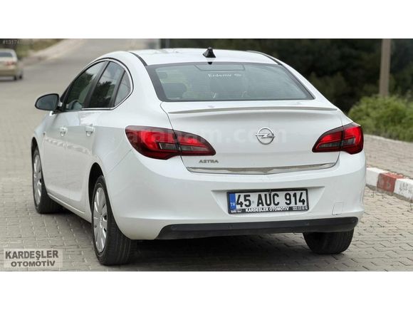 HATASIZ BOYASIZ HASAR KAYITSIZ 1.6 benzin Lpg 149 bin km