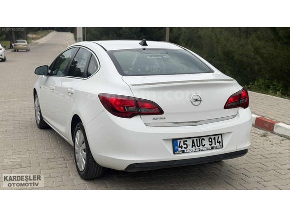HATASIZ BOYASIZ HASAR KAYITSIZ 1.6 benzin Lpg 149 bin km