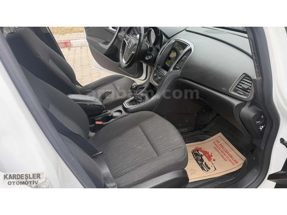 HATASIZ BOYASIZ HASAR KAYITSIZ 1.6 benzin Lpg 149 bin km