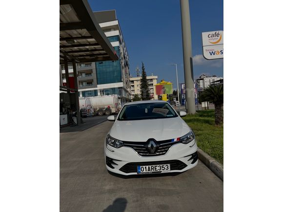 Sahibinden Renault Megane 1.3 TCe Joy 2022 Model 