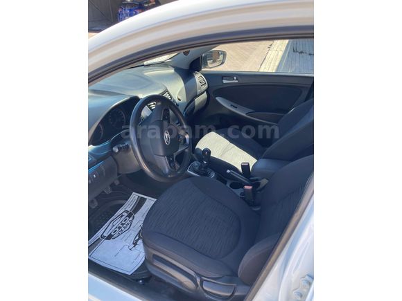 Sahibinden Hyundai Accent Blue 1.6 CRDI Mode Plus 2016  Model 