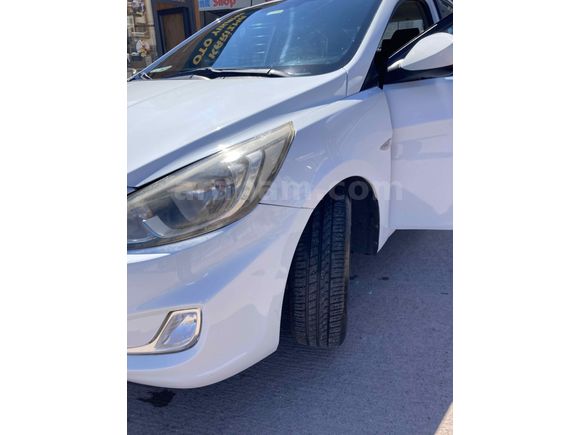Sahibinden Hyundai Accent Blue 1.6 CRDI Mode Plus 2016  Model 