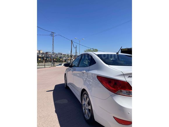 Sahibinden Hyundai Accent Blue 1.6 CRDI Mode Plus 2016  Model 