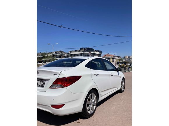 Sahibinden Hyundai Accent Blue 1.6 CRDI Mode Plus 2016  Model 