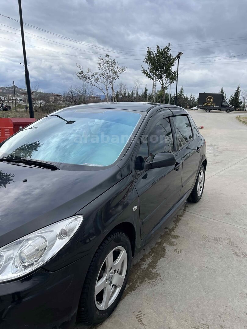 Sahibinden Peugeot 307 1.6 HDi Comfort 2006 Model Samsun 267.000 km Siyah 4