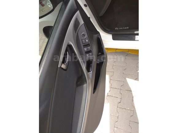 Öğretmenden Hyundai Elantra 1.6 D-CVVT Mode 2011 Model