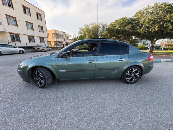 Sahibinden Renault Megane 1.6 Dynamique 2004 Model