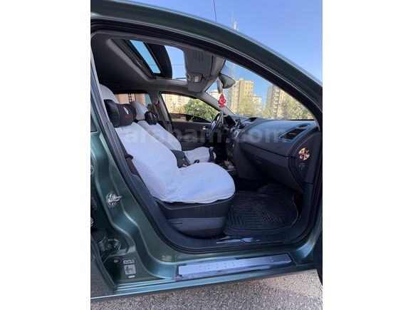 Sahibinden Renault Megane 1.6 Dynamique 2004 Model