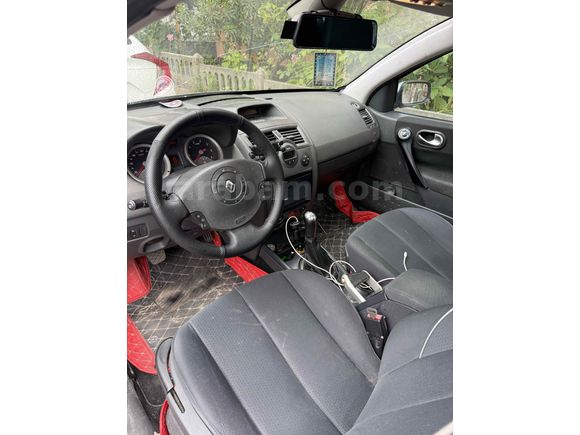 Sahibinden Renault Megane 1.6 Dynamique 2004 Model 
