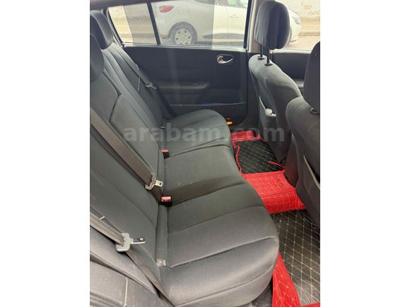 Sahibinden Renault Megane 1.6 Dynamique 2004 Model 