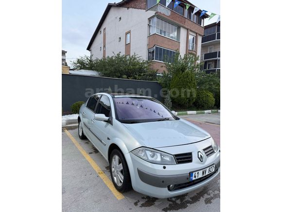 Sahibinden Renault Megane 1.6 Dynamique 2004 Model 