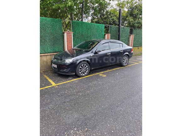 İLK sahibinden Opel Astra 1.3 CDTI Enjoy 111.Yıl 2011 Model  118.900 km Siyah