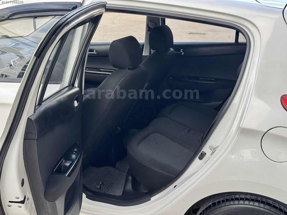 2013 HATASIZ HYUNDAİ İ20 220 KM