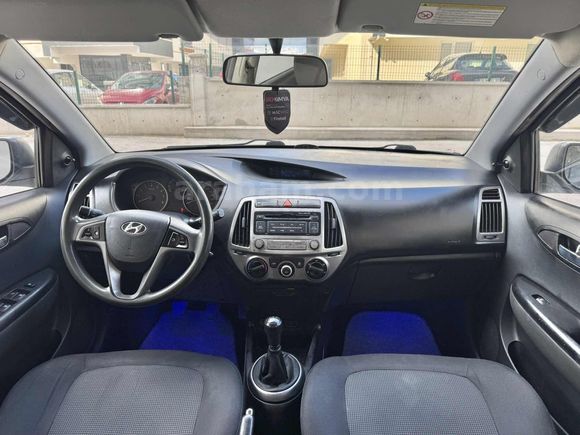 2013 HATASIZ HYUNDAİ İ20 220 KM