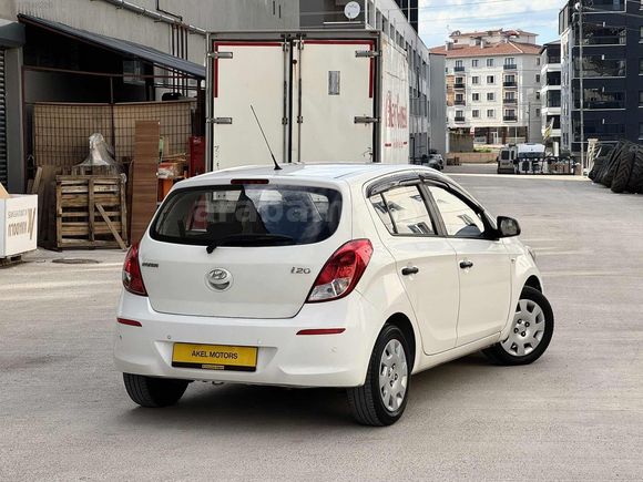 2013 HATASIZ HYUNDAİ İ20 220 KM