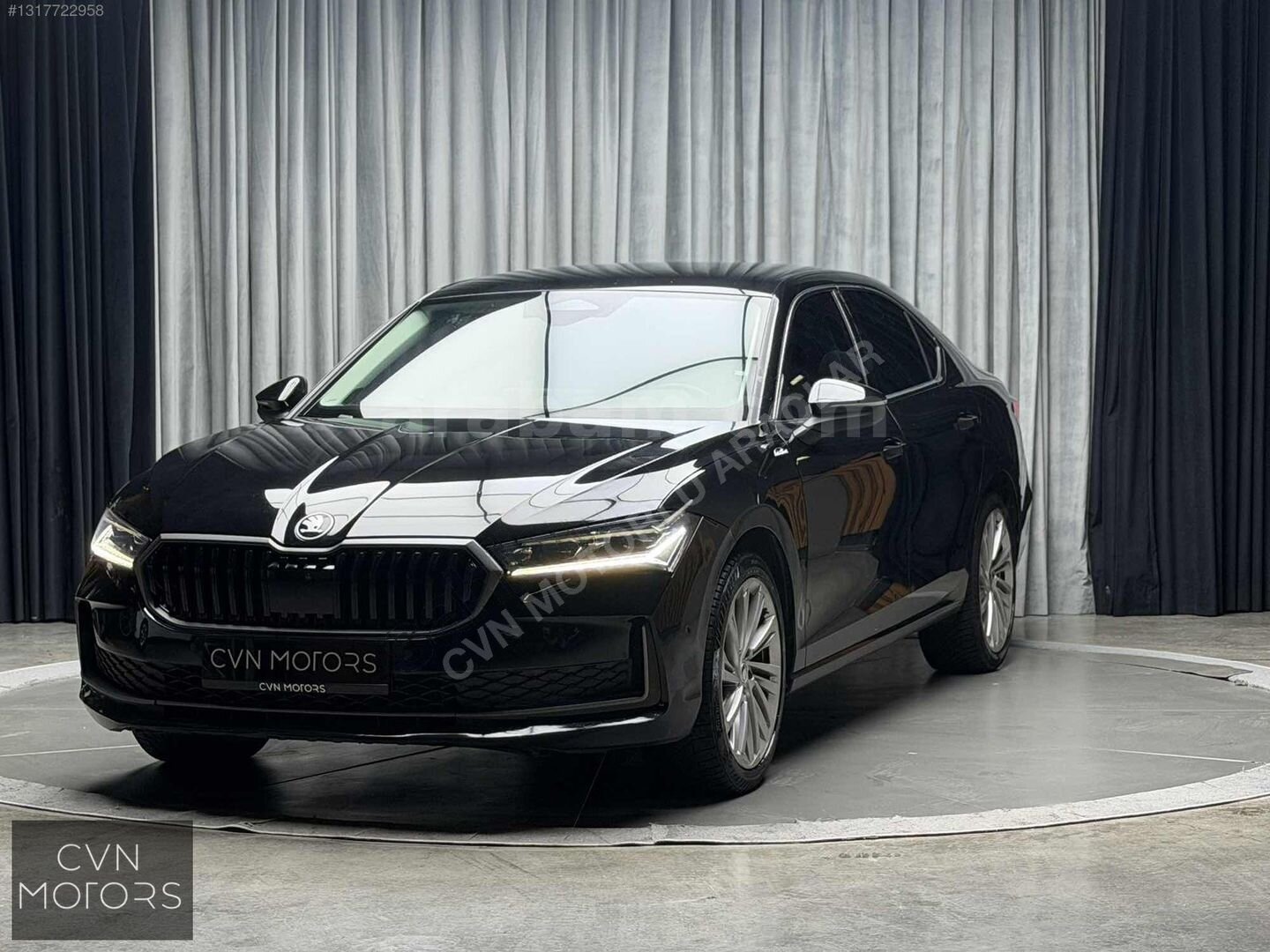 Galeriden Skoda SuperB 2.0 TSI Laurin & Klement Crystal 2024 Model İstanbul 105.000 km Siyah 2
