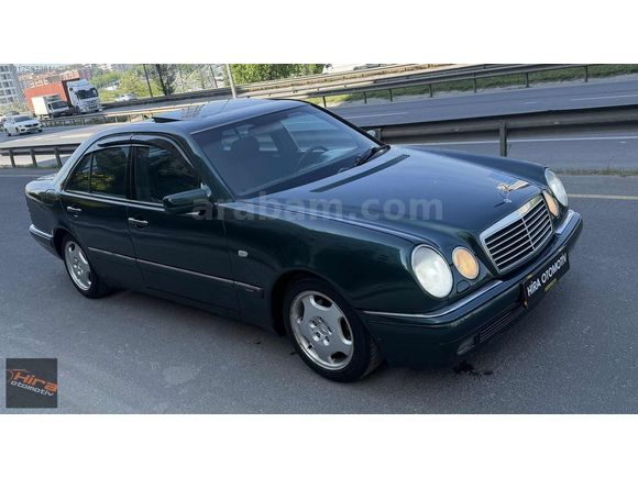 MERCEDES E200 SANRUFLU OTOMATİK VİTES