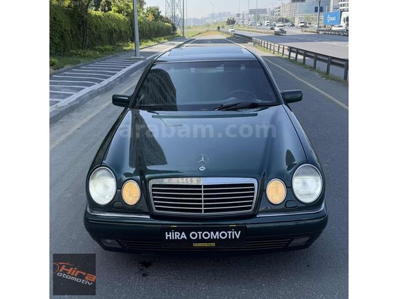 MERCEDES E200 SANRUFLU OTOMATİK VİTES