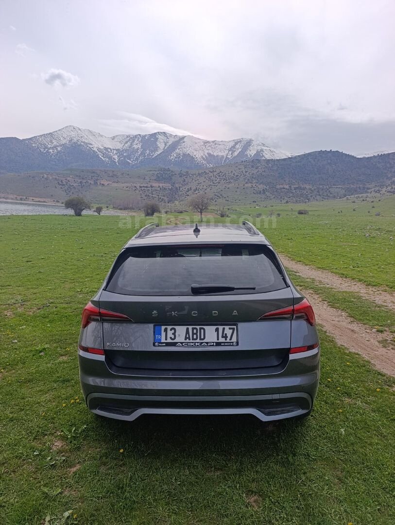Sahibinden Skoda Kamiq 1.0 TSI Elite 2022 Model Bitlis 44.500 km Füme 4